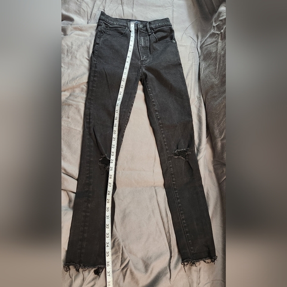 Distressed Black Women's Jeans - Picture 4 of 5